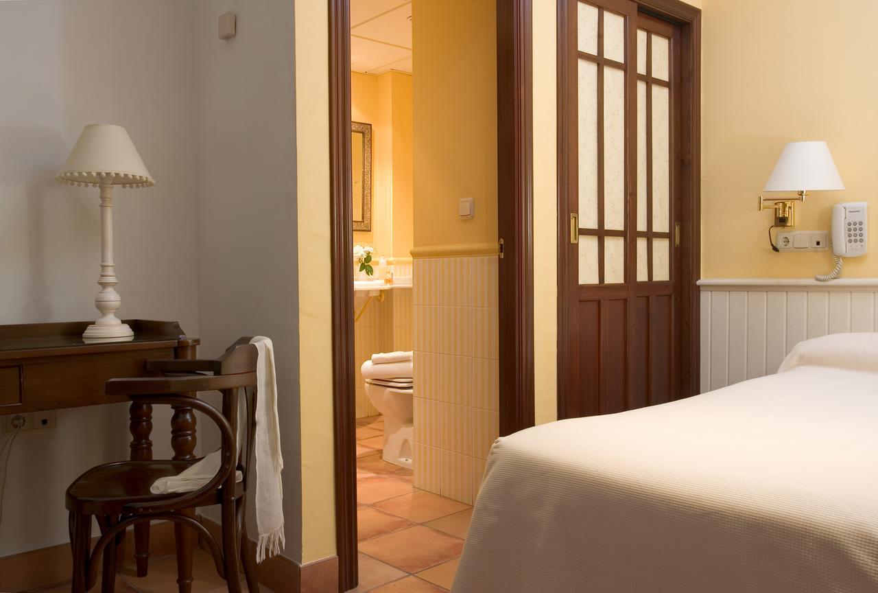 Hotel Veracruz Utrera Kültér fotó